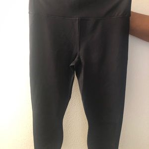 NWT Fabletics Leggings